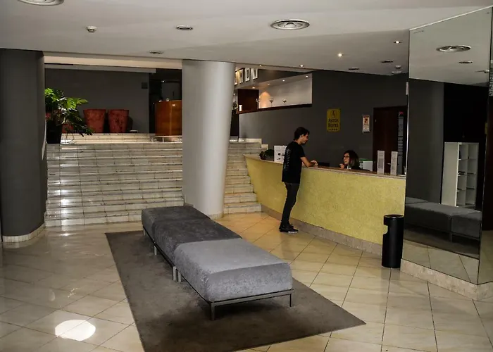 Aston Hotel